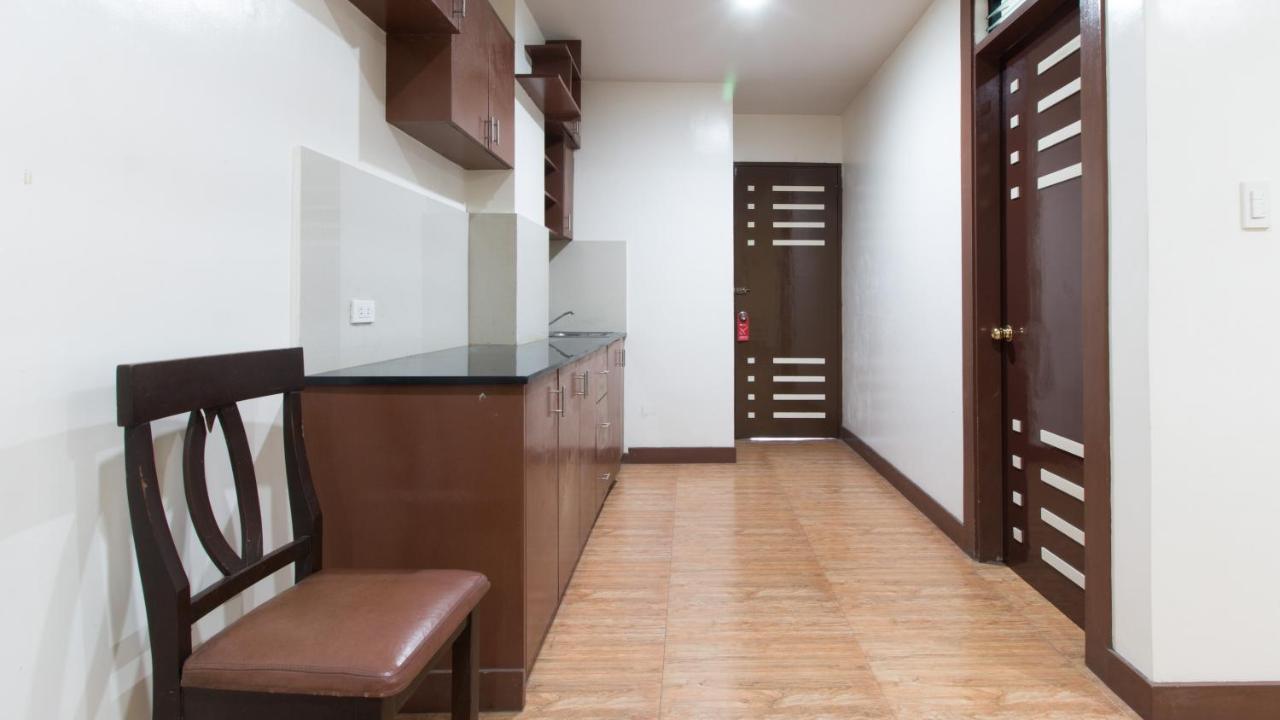 Reddoorz @ San Jose Tagbak Jaro Iloilo Hotel Exterior photo