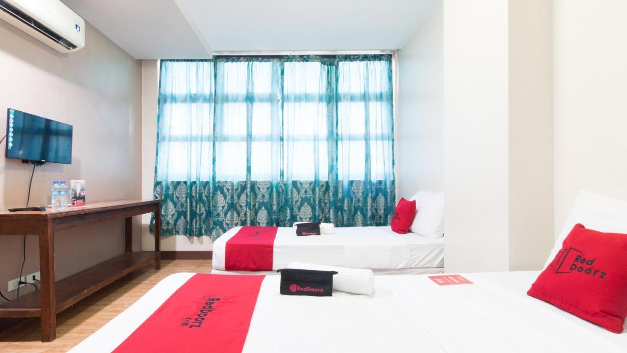 Reddoorz @ San Jose Tagbak Jaro Iloilo Hotel Exterior photo