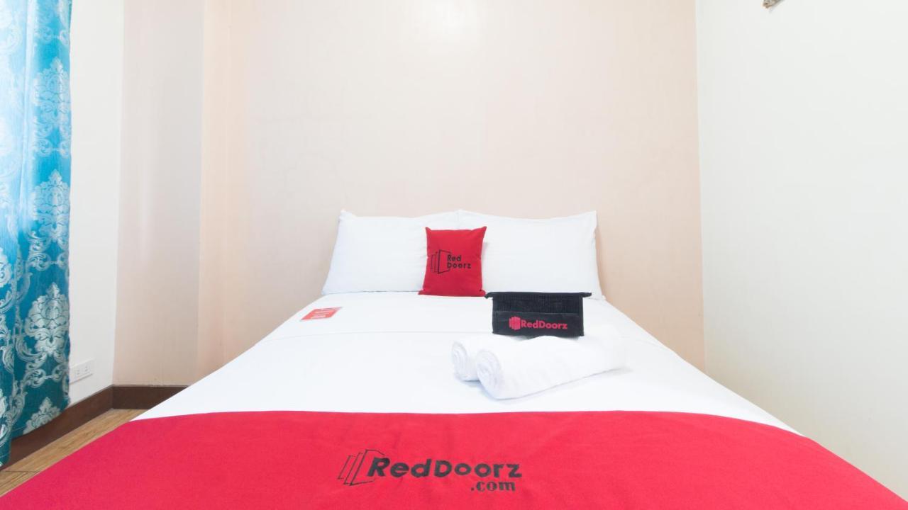 Reddoorz @ San Jose Tagbak Jaro Iloilo Hotel Exterior photo