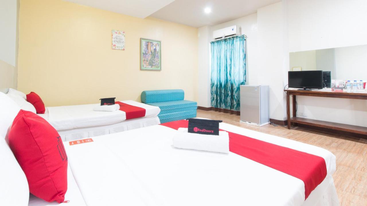 Reddoorz @ San Jose Tagbak Jaro Iloilo Hotel Exterior photo