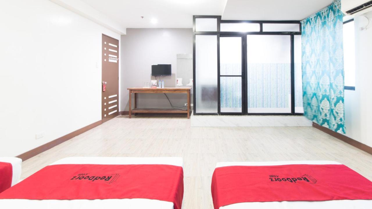 Reddoorz @ San Jose Tagbak Jaro Iloilo Hotel Exterior photo